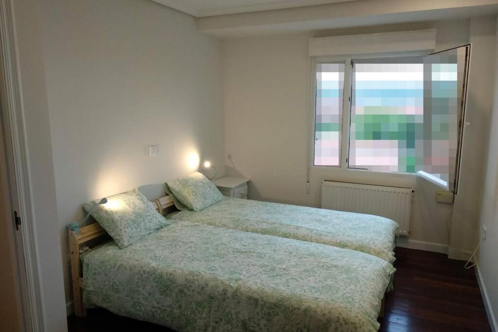 Apartamento Bonito duplex cerca de la playa y de Santander Santa Cruz De Bezana Exterior foto